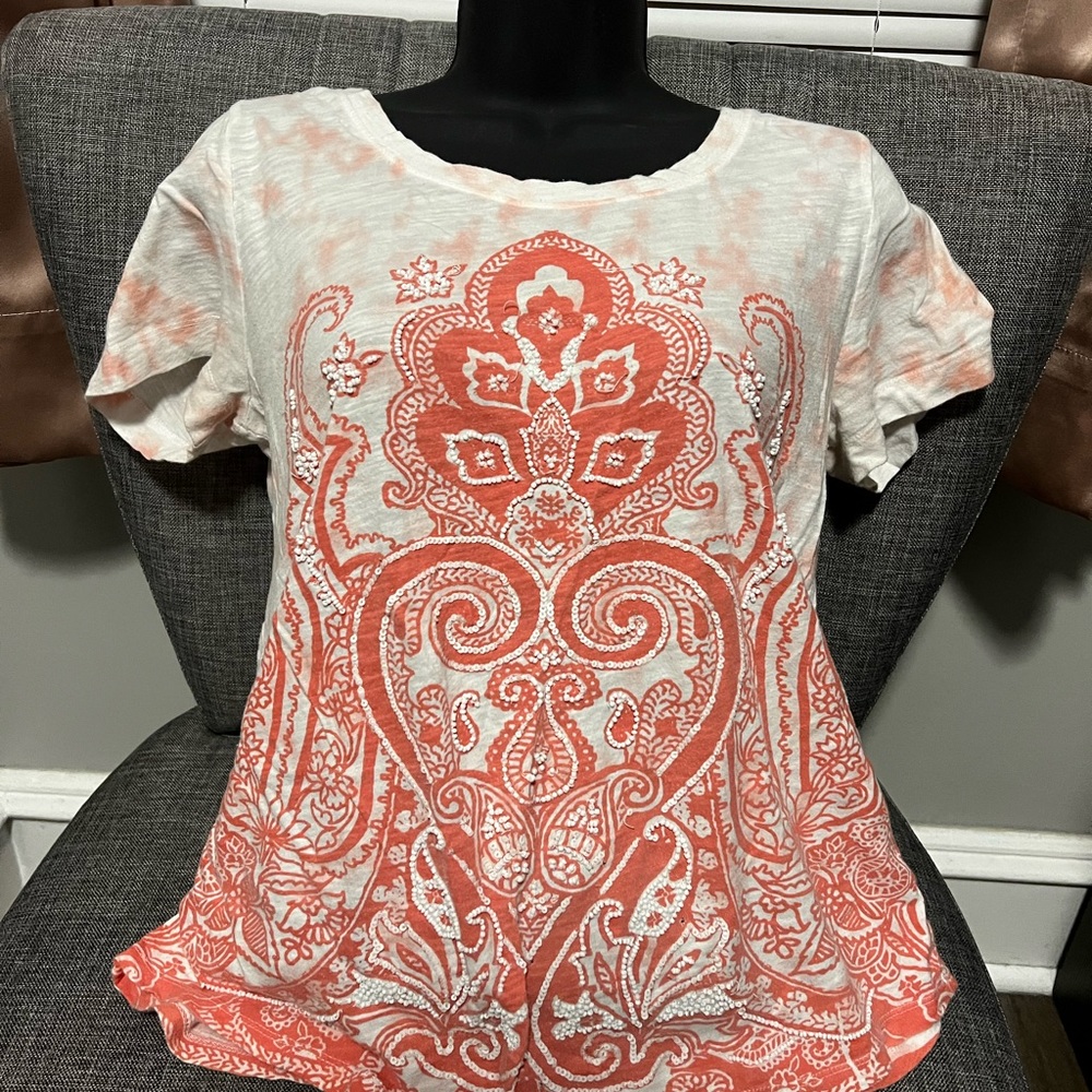 Beautiful tee shirt